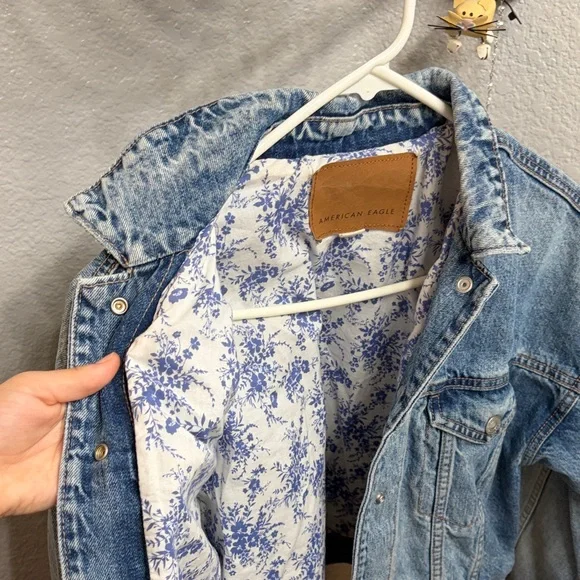 American Eagle Denim Jacket with Floral Lining - Blue - Picture 2 of 7
